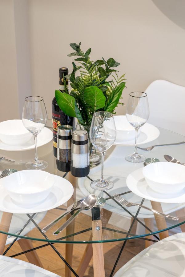 Westfield Apartment 2 Bedroom Near Notting Hill London Eksteriør bilde